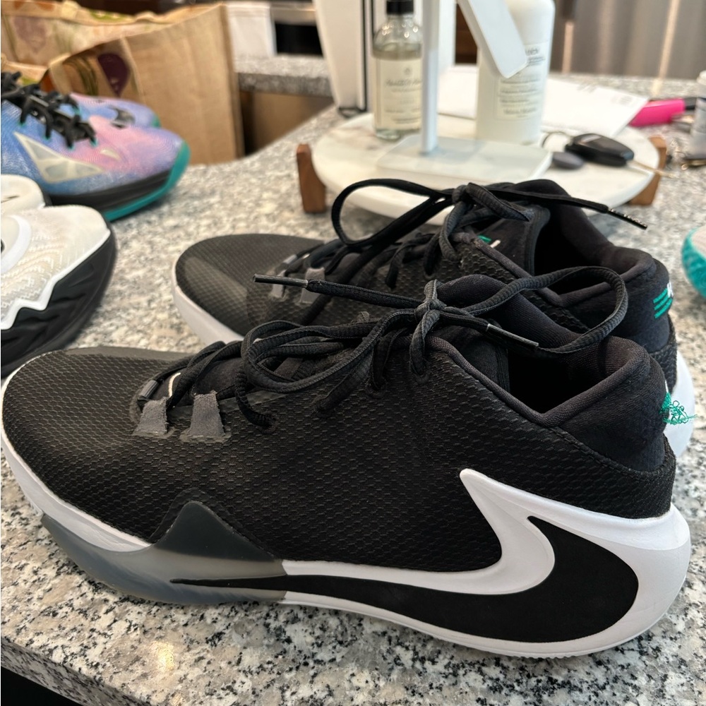 Giannis Basketball Shoes